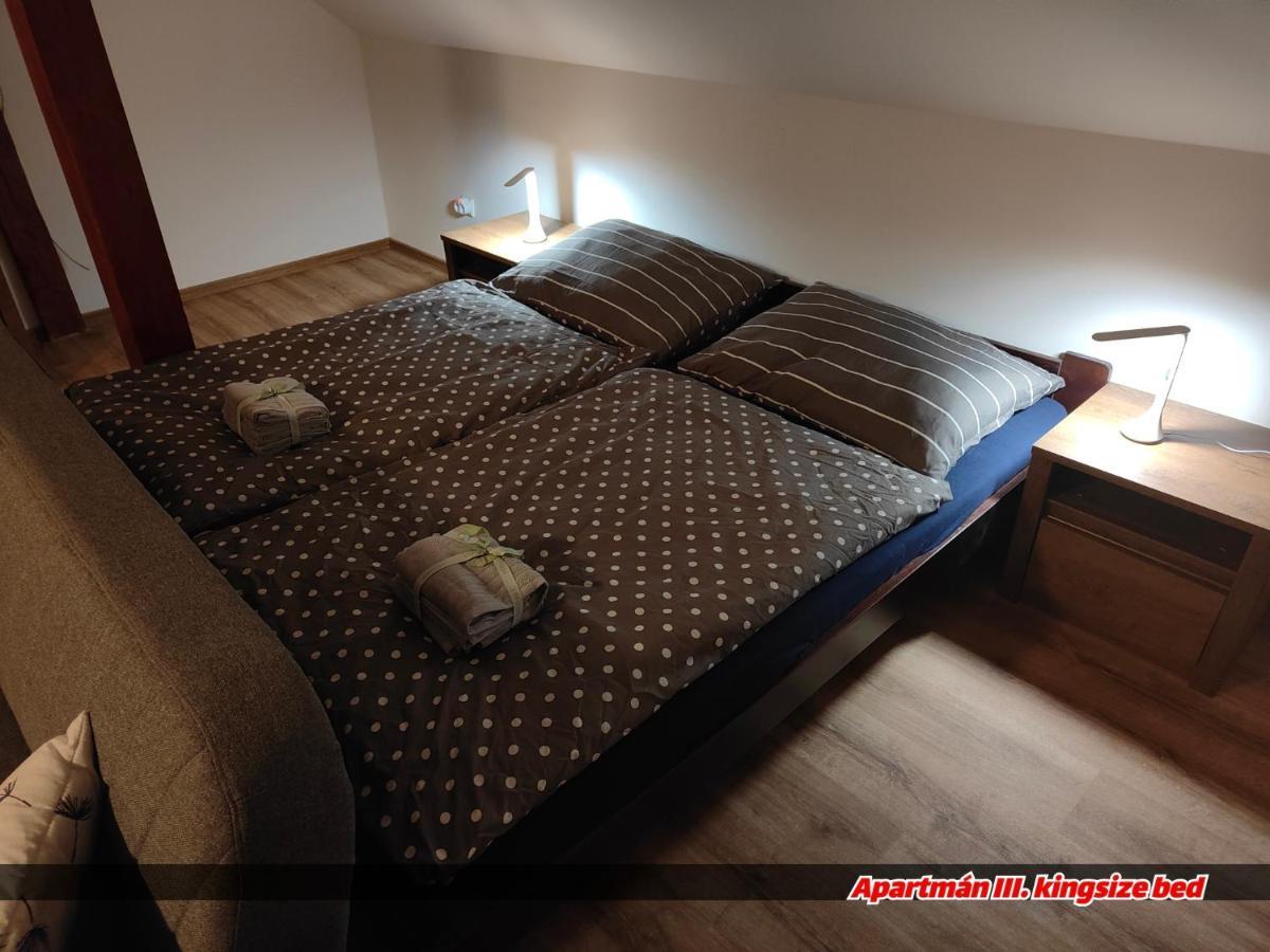 Apartmany Na Ceste Desná Exterior foto